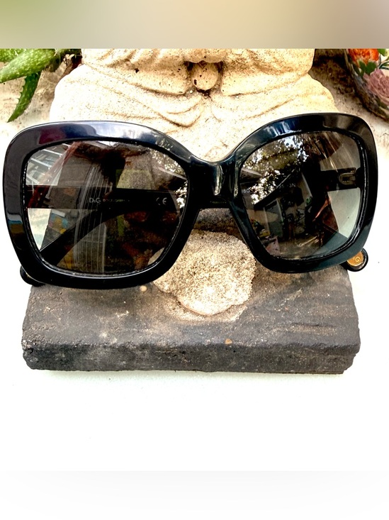 D&G Black Square Oversized Sunglasses with Gradient Lenses main image 0